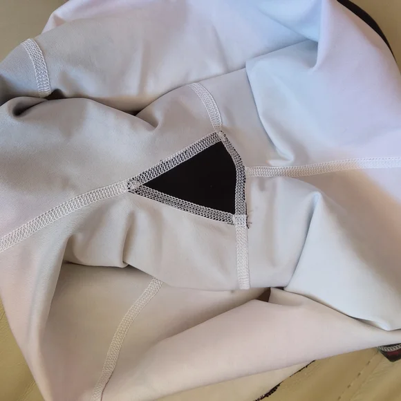 NWOT ! Lululemon Run Inspire Crop II  leggings - Picture 6 of 10